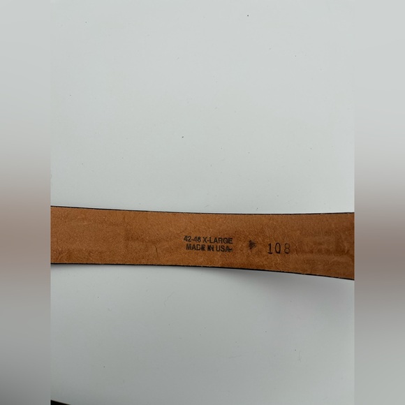 Leather Belt Made In The USA with Trucking Scene, Never Worn, No Buckle SZ 42-46 - Picture 11 of 12